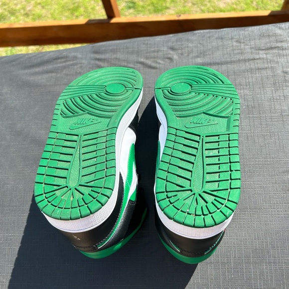 Jordan 1 Mid Green Toe Men’s Size 8.5 Gently Worn - Picture 5 of 6